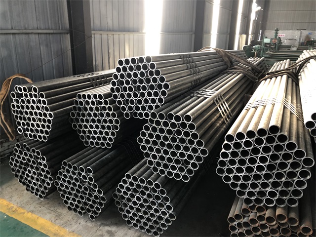 固原小口径厚壁无缝钢管