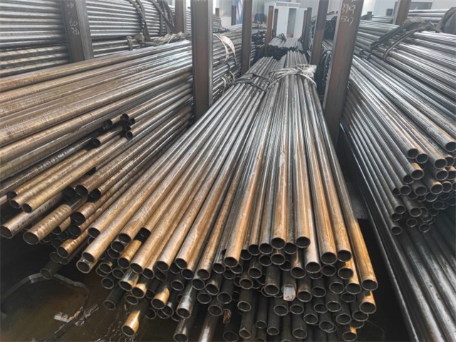 固原35CrMo精密无缝钢管