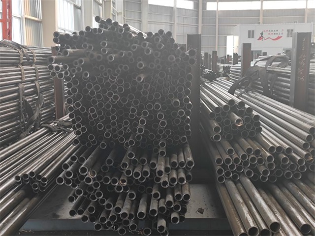 固原精密无缝钢管现货批发